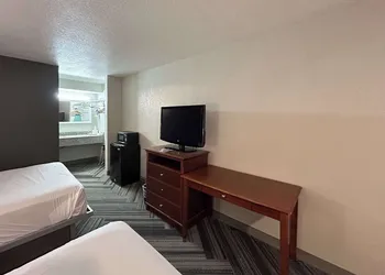 Motel 6 Ada, OK hotel thumbnail 7