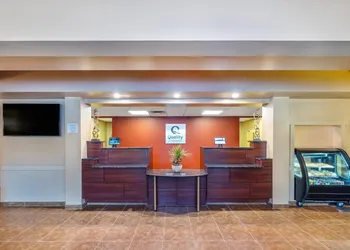 Quality Inn & Suites hotel thumbnail 5