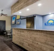 Days Inn & Suites by Wyndham Lodi hotel detail image 3