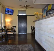Days Inn & Suites by Wyndham Lodi hotel detail image 4