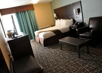 Best Western Plus Barrie hotel thumbnail 8