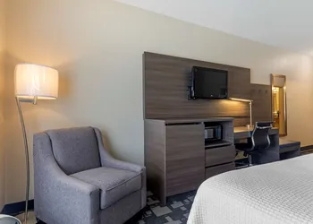 Best Western Seminole Inn & Suites hotel thumbnail 6