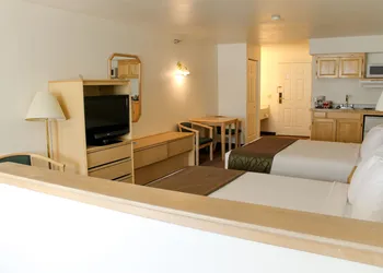 Inn at Lander, Travelodge by Wyndham hotel thumbnail 7