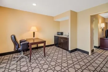 Best Western University Inn hotel thumbnail 8