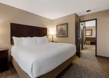Best Western University Inn & Suites hotel thumbnail 3