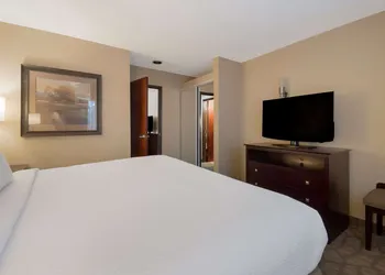 Best Western University Inn & Suites hotel thumbnail 4