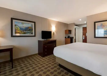 Best Western University Inn & Suites hotel thumbnail 7