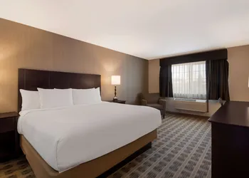 Best Western University Inn & Suites hotel thumbnail 8
