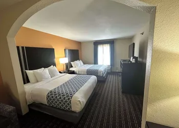 Best Western Plus Bass Hotel & Suites hotel thumbnail 4