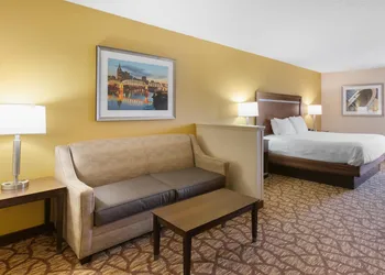 Best Western Plus Belle Meade Inn & Suites hotel thumbnail 4