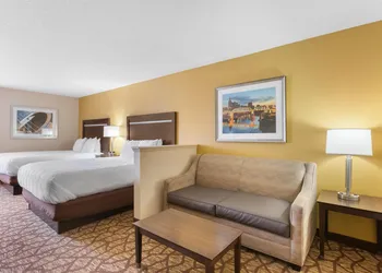 Best Western Plus Belle Meade Inn & Suites hotel thumbnail 5