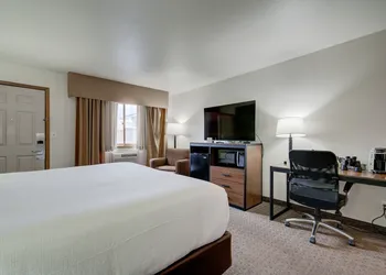 Ridgeline Hotel at Yellowstone, an Ascend Collection Hotel hotel thumbnail 5