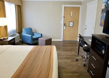 Best Western China Lake Inn hotel thumbnail 4