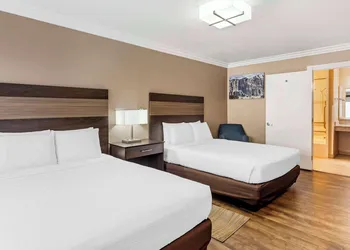 Best Western China Lake Inn hotel thumbnail 6