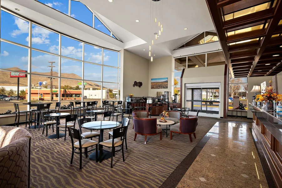 Best Western Plus Gold Country Inn hotel detail image 2