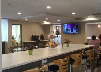 La Quinta Inn & Suites by Wyndham Jamestown hotel thumbnail 4