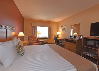 Best Western Plus The Inn at Horse Heaven hotel thumbnail 8