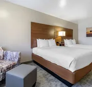 Best Western Plus Lake Front Hotel hotel detail image 5