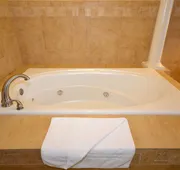 Best Western Plus Main Street Inn hotel detail image 4