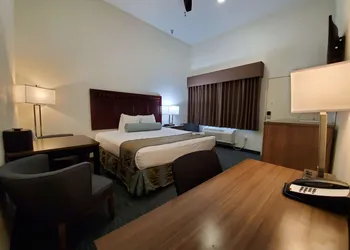 Best Western Plus Main Street Inn hotel thumbnail 7