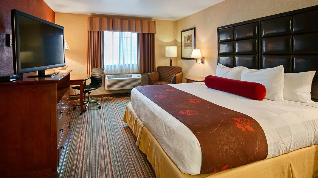 Best Western Plus Rama Inn & Suites hotel detail image 6