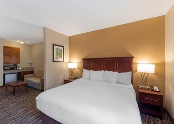 Best Western Plus Russellville Hotel & Suites hotel thumbnail 6