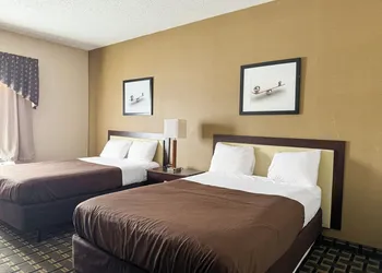 FairBridge Inn & Suites Batavia - Darien Amusement Park hotel thumbnail 4