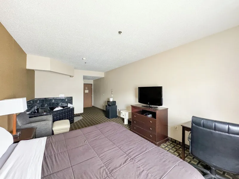 FairBridge Inn & Suites Batavia - Darien Amusement Park hotel detail image 6