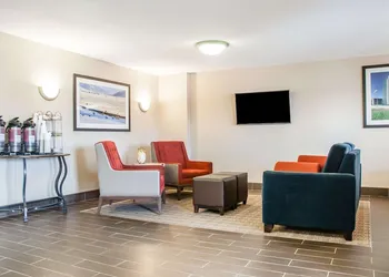Comfort Inn Dickinson hotel thumbnail 4