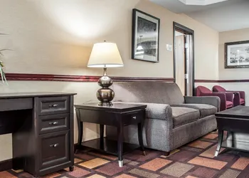 Quality Inn Dunkirk hotel thumbnail 4