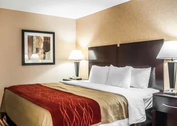 Quality Inn Dunkirk hotel thumbnail 5