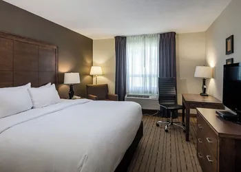 Comfort Inn hotel thumbnail 6
