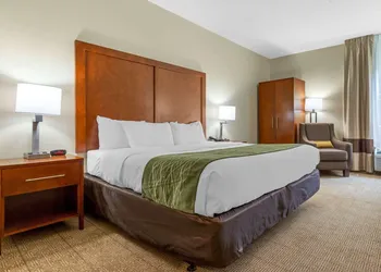 Comfort Inn & Suites Lenoir Hwy 321 Northern Foothills hotel thumbnail 4