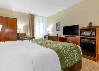 Comfort Inn & Suites Lenoir Hwy 321 Northern Foothills hotel thumbnail 5
