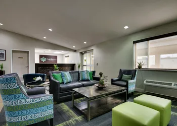 EverSpring Inn & Suites hotel thumbnail 4
