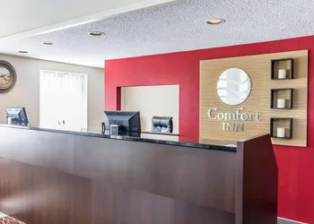 Comfort Inn Thetford Mines hotel thumbnail 2