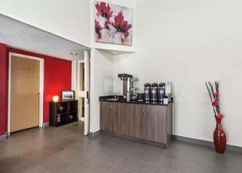 Comfort Inn Thetford Mines hotel thumbnail 4