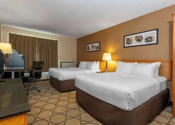 Comfort Inn Thetford Mines hotel thumbnail 8