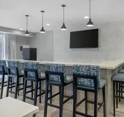 Best Western Plus Fresno Airport Hotel hotel detail image 3