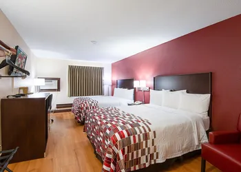 Red Roof Inn Cameron hotel thumbnail 7