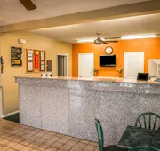 Econo Lodge Lake City-North hotel detail image 3