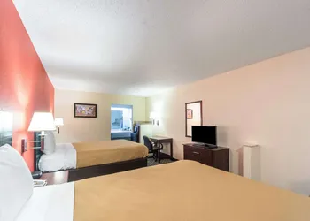Econo Lodge Laurel hotel thumbnail 6
