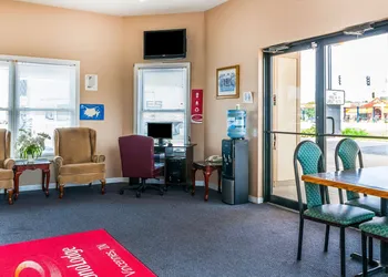 Econo Lodge Vincennes hotel thumbnail 4