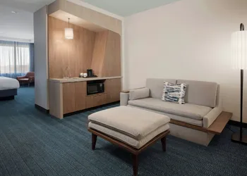 Courtyard by Marriott Lubbock Downtown/University Area hotel thumbnail 7