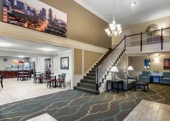 Quality Inn & Suites Des Moines - Merle Hay Road hotel thumbnail 3