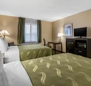 Quality Inn & Suites Des Moines - Merle Hay Road hotel detail image 7