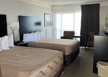 Quality Inn Lakefront hotel thumbnail 6