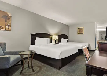 Rodeway Inn Lumberton Central hotel thumbnail 8