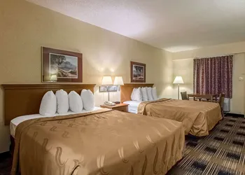 Quality Inn Oakwood - Gainesville hotel thumbnail 4