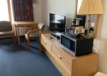 Lumberjack Inn hotel thumbnail 4